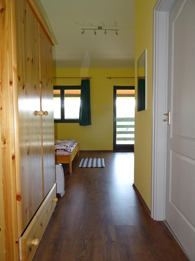 Kisrejtek Apartmanhaz Lispeszentadorján Exterior foto