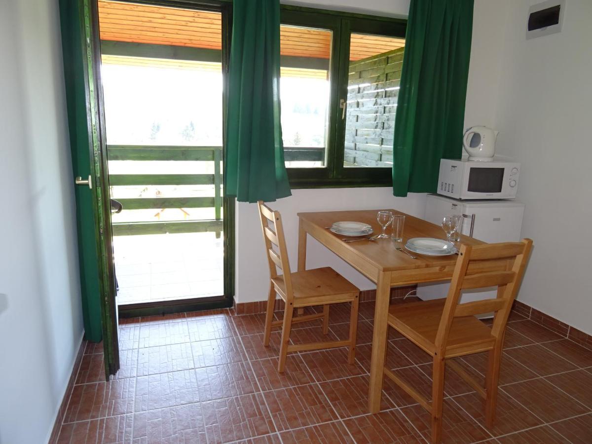 Kisrejtek Apartmanhaz Lispeszentadorján Exterior foto